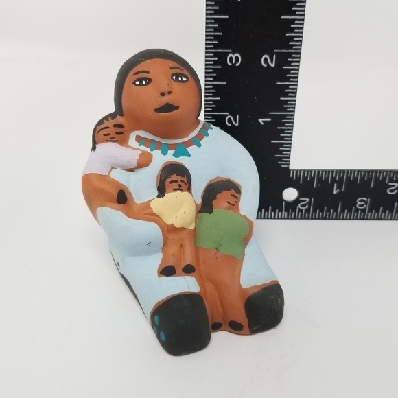 Acoma Storyteller Doll Three Children Native American Pottery Figurine Signed - Picture 9 of 16